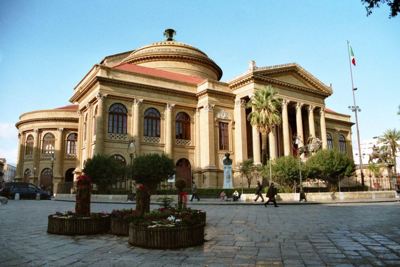 Ferienwohnung La Dimora Dell'Artista Palermo Exterior foto
